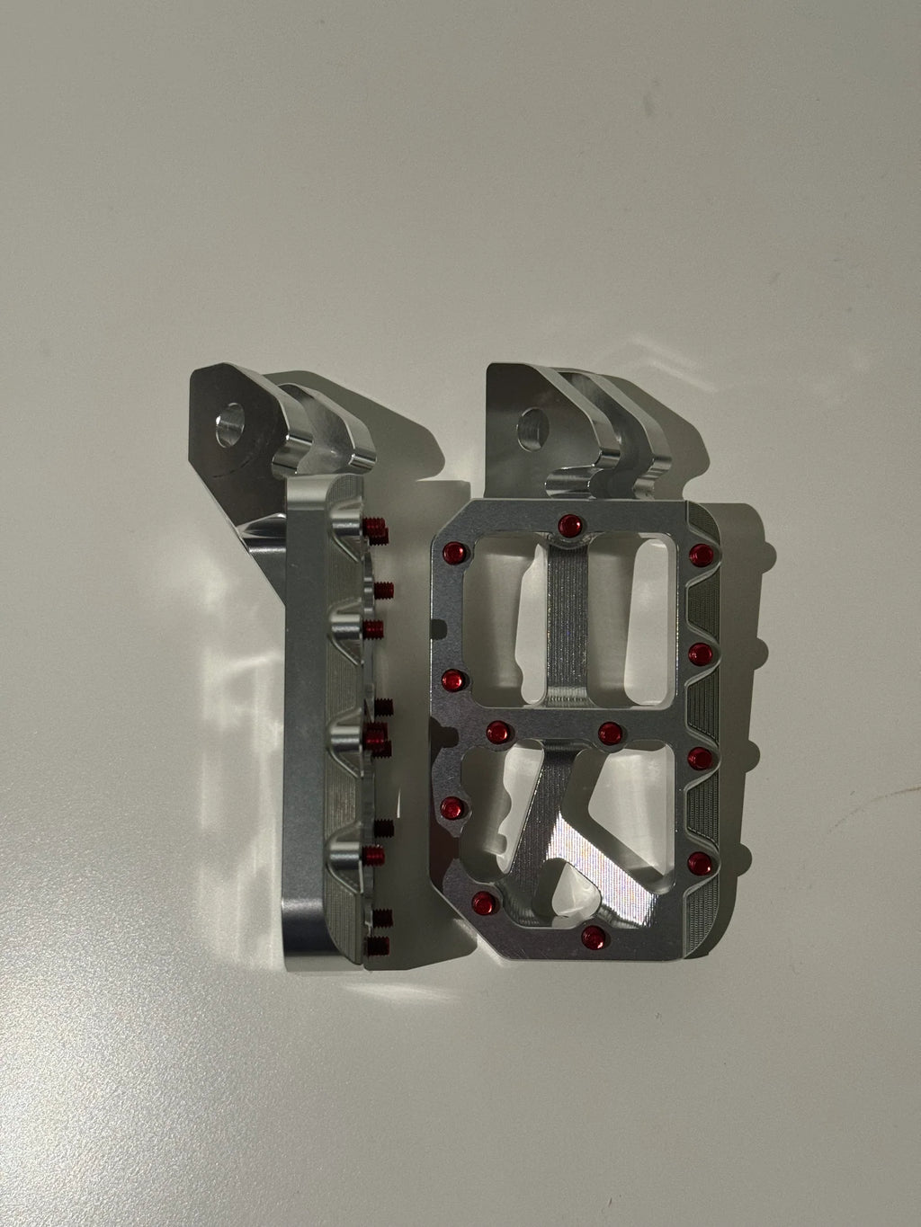 MXP FOOT PEGS NEXT DAY SHIPPING